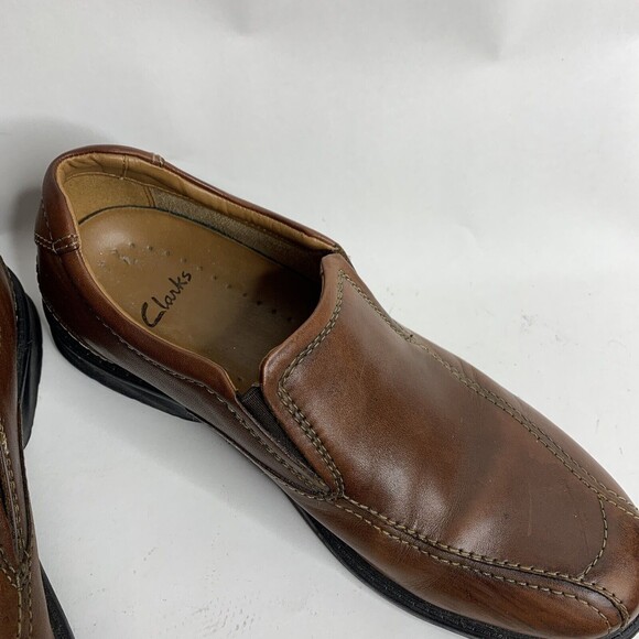 Clarks Mens Loafers Shoes Brown Leather Bicycle Toe Slip-On 8M - Picture 4 of 8